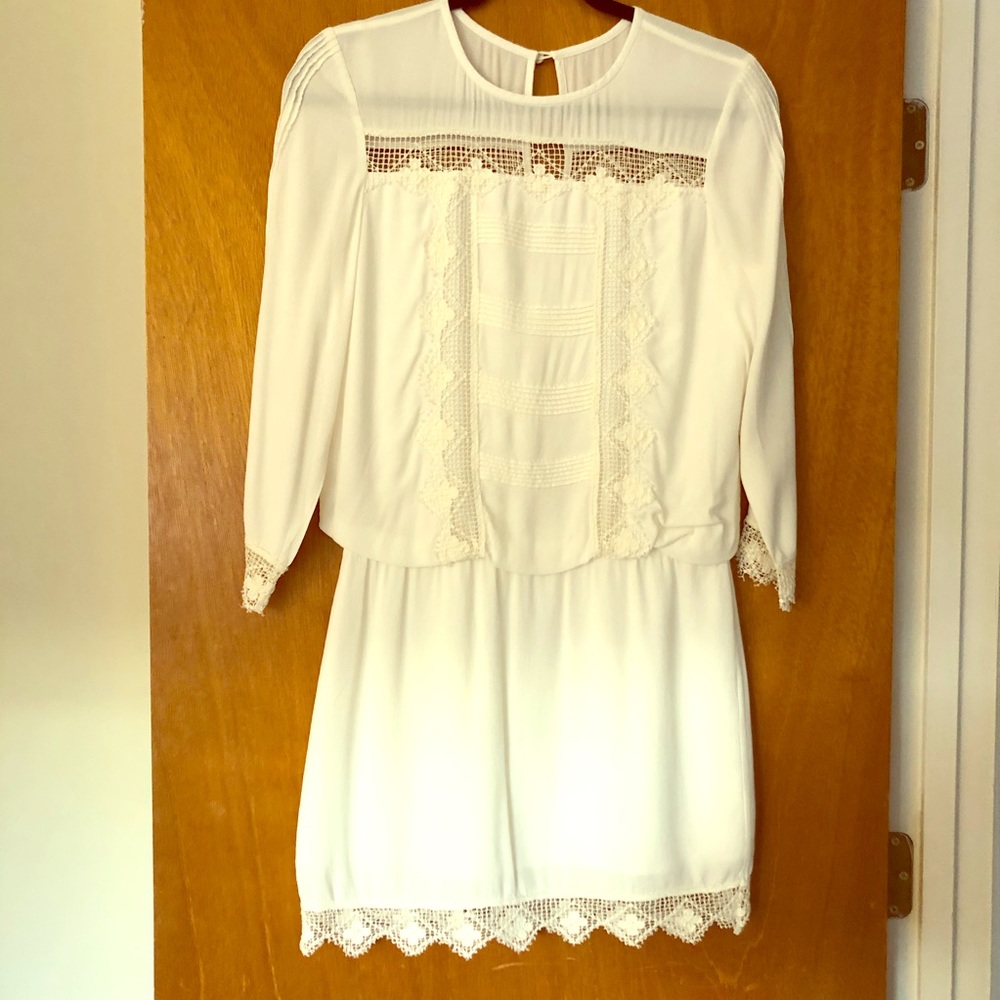 Saylor white lace dress in size S